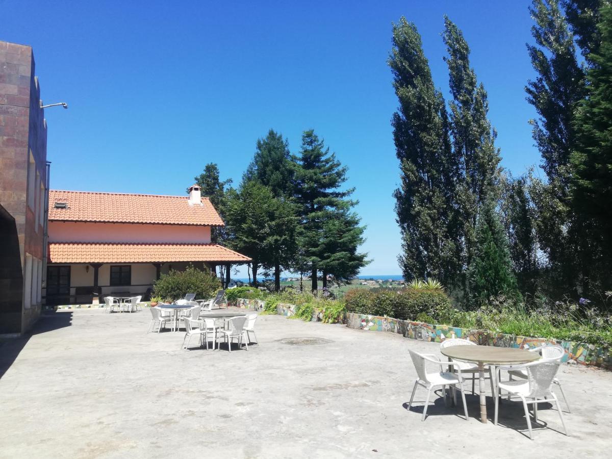 Posada Torre Del Milano Comillas Luaran gambar